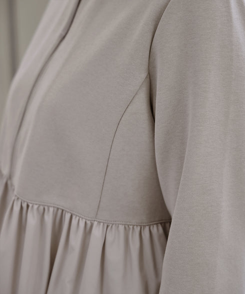 【クリアランスセール】異素材ジップフレアパーカー