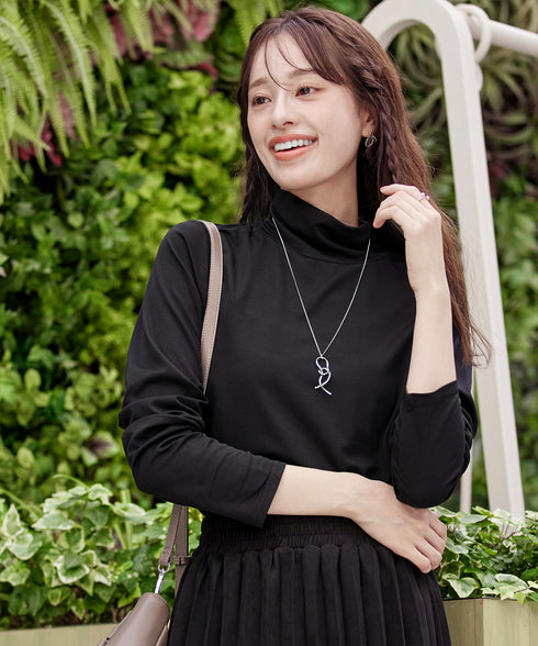 【安田美沙子さん着用 / 選べる4type】ハイネックカットソートップス