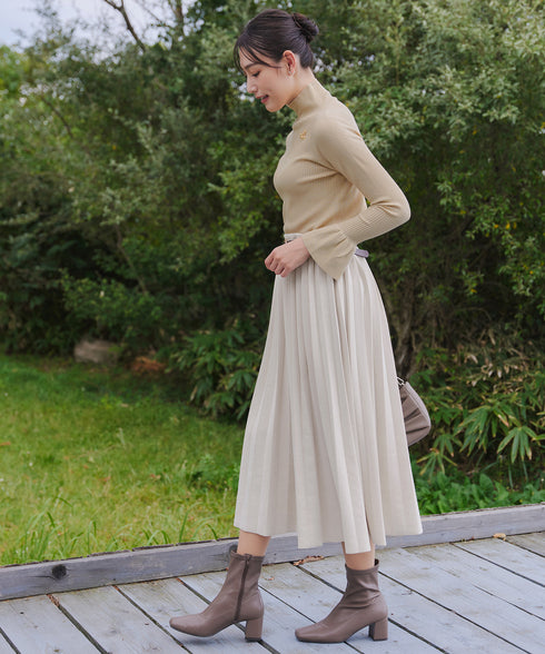 【クリアランスセール】スパンコールハイネックリブニットトップス