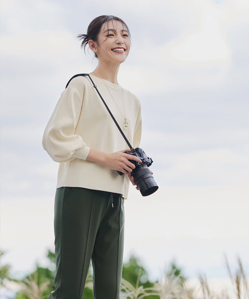 【安田美沙子さん着用】ボリュームパフスリーブニット