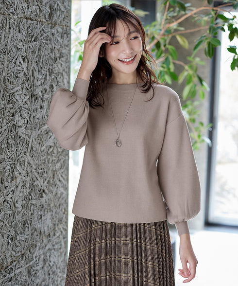 【安田美沙子さん着用】ボリュームパフスリーブニット