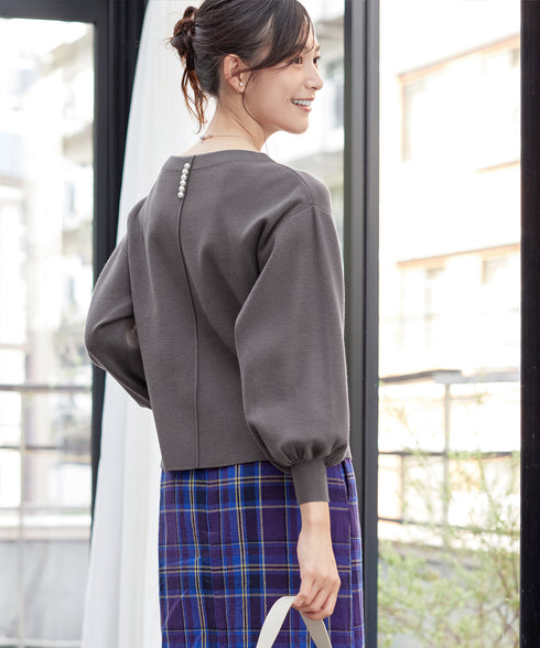 【安田美沙子さん着用】ボリュームパフスリーブニット