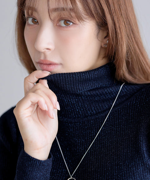 ウール混ラメタートルネックニット