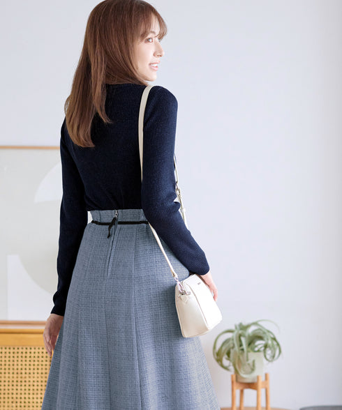 ウール混ラメタートルネックニット