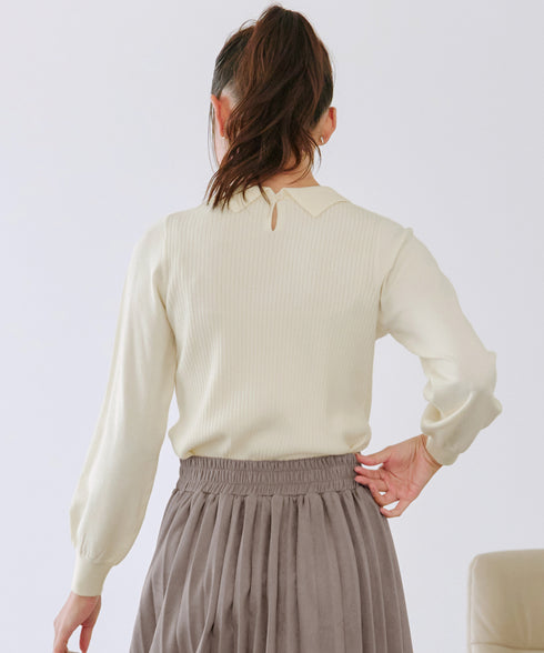 襟ビジュー付きニットプルオーバー