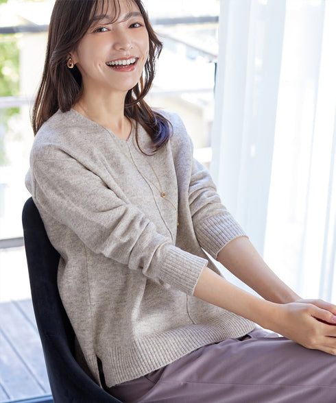 【安田美沙子さん着用】メランジVネックニットプルオーバー