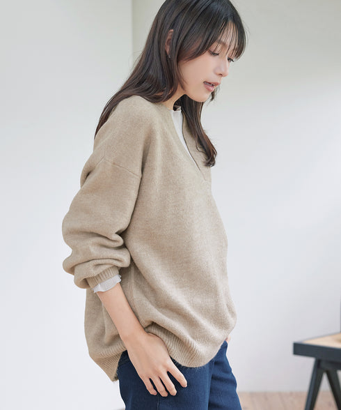 もちもち深Vネックニットプルオーバー