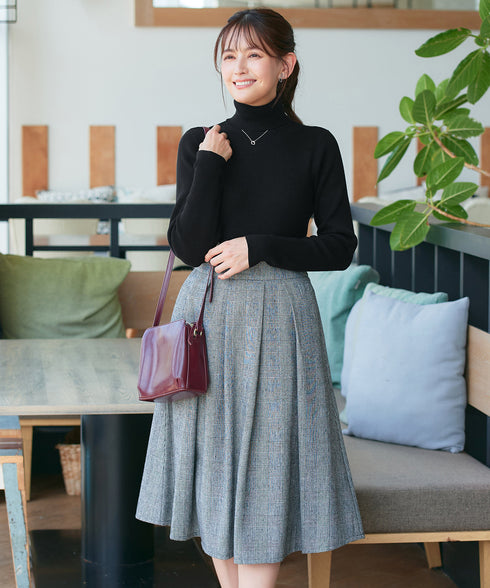 【安めぐみさん着用】タートルリブニットトップス