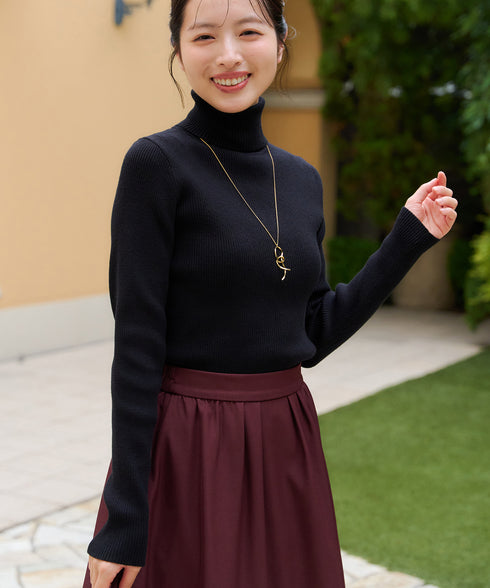 【安めぐみさん着用】タートルリブニットトップス