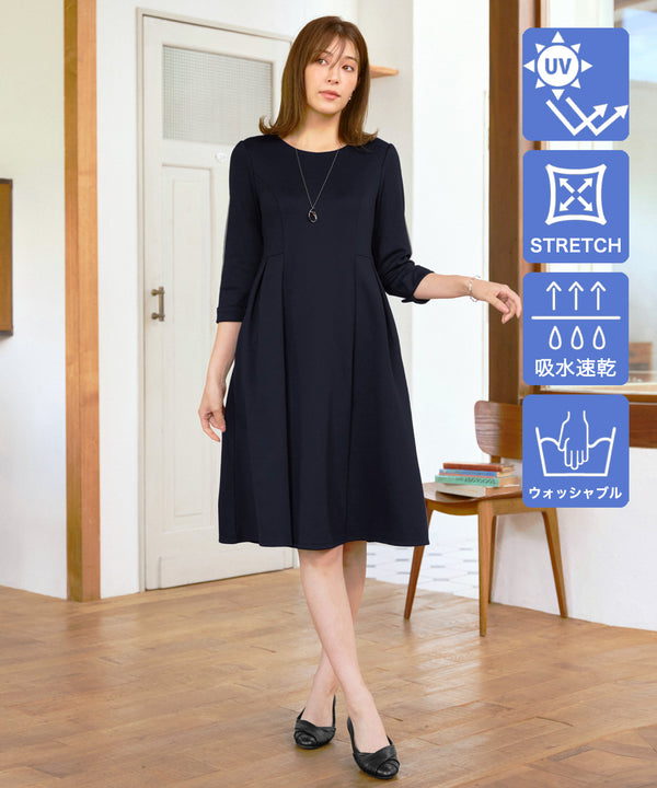 【UVカット・吸水速乾】 “きれい見え” カットソータックフレアワンピース