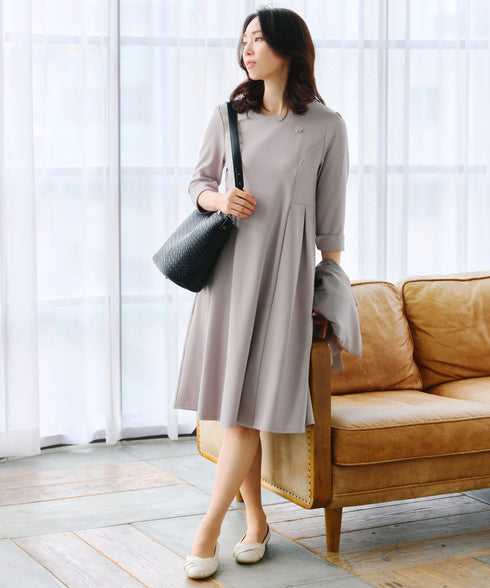 【UVカット・吸水速乾】 “きれい見え” カットソータックフレアワンピース