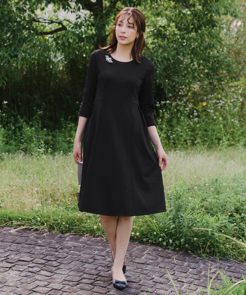 【UVカット・吸水速乾】 “きれい見え” カットソータックフレアワンピース