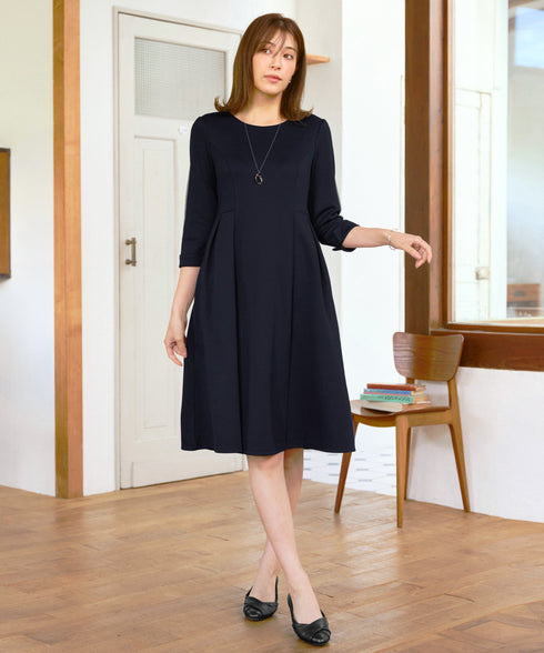 【UVカット・吸水速乾】 “きれい見え” カットソータックフレアワンピース