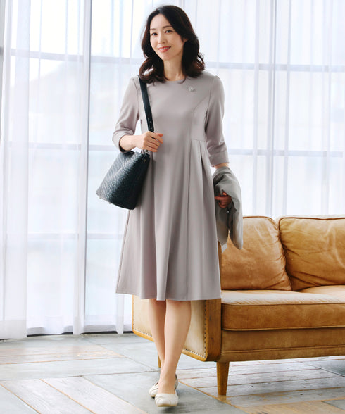 【UVカット・吸水速乾】 “きれい見え” カットソータックフレアワンピース