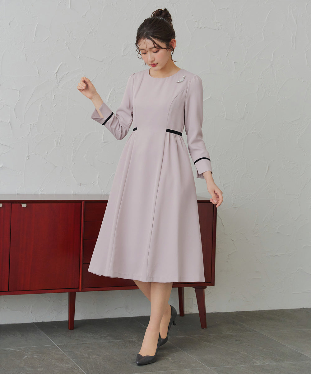 安田美沙子さん着用】ベロアラインフレアワンピース – Tiaclasse