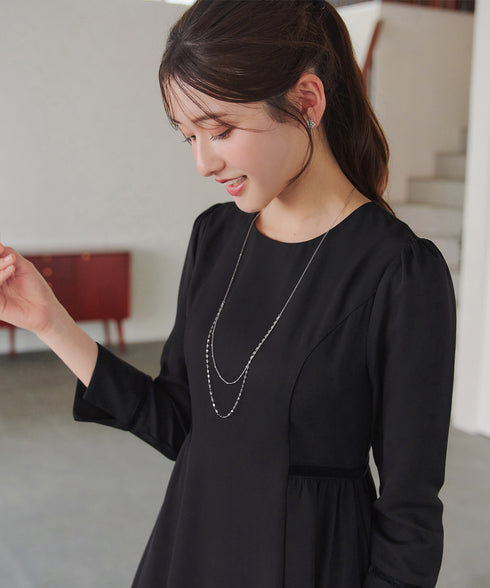 【安田美沙子さん着用】ベロアラインフレアワンピース