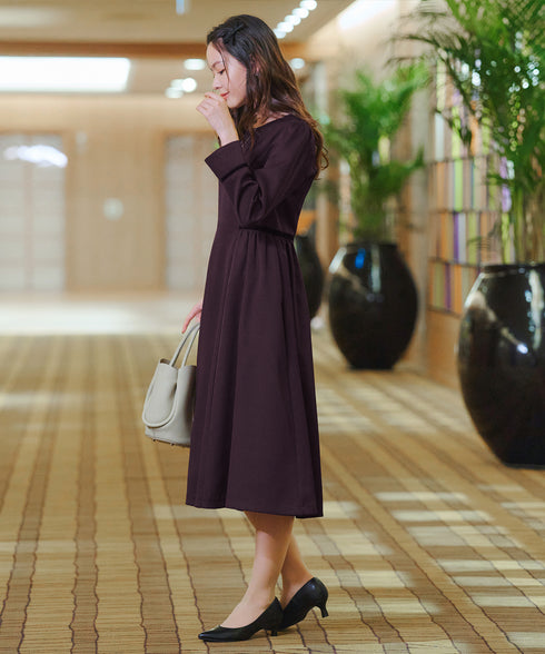 【安田美沙子さん着用】ベロアラインフレアワンピース