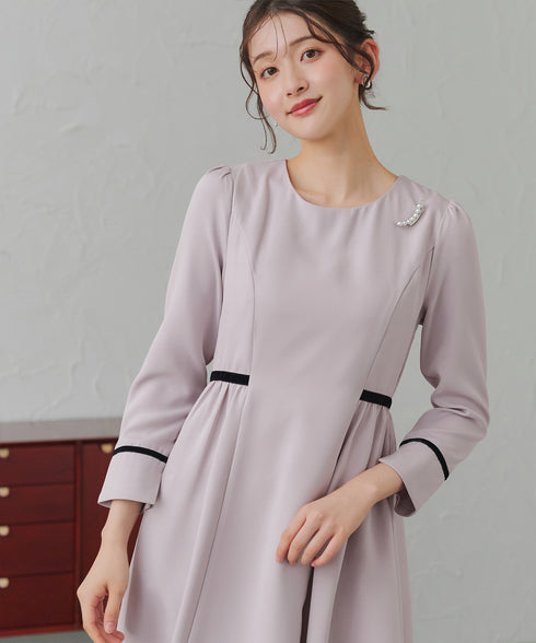 【安田美沙子さん着用】ベロアラインフレアワンピース