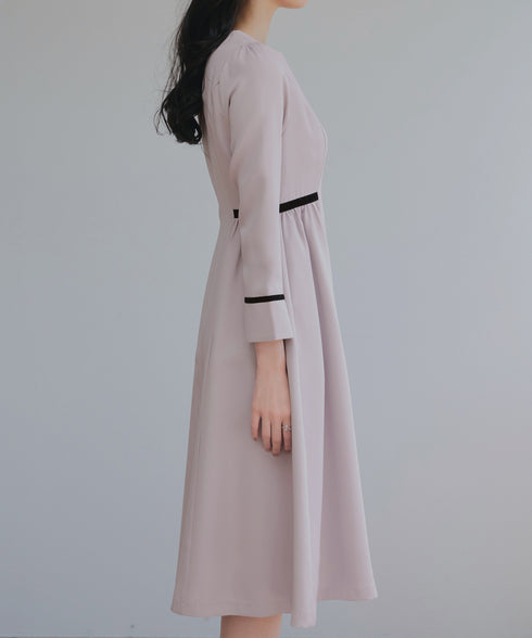 【安田美沙子さん着用】ベロアラインフレアワンピース