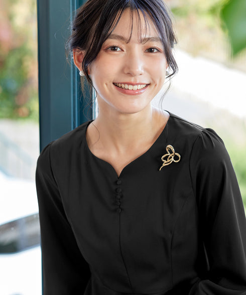 ハートネックくるみ釦ワンピース