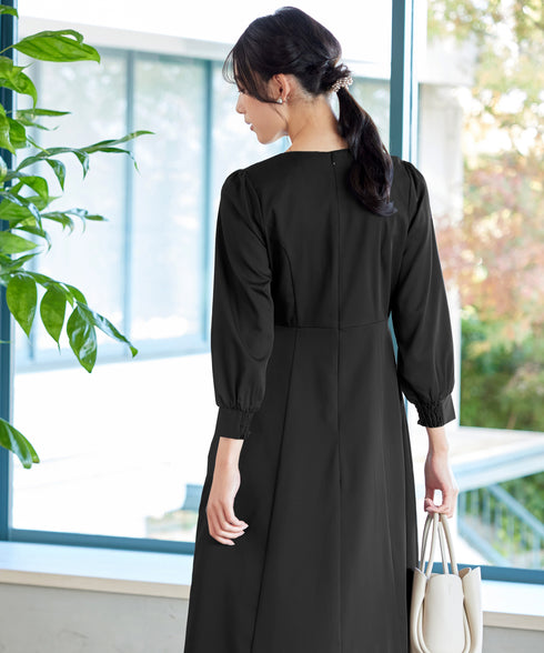 ハートネックくるみ釦ワンピース