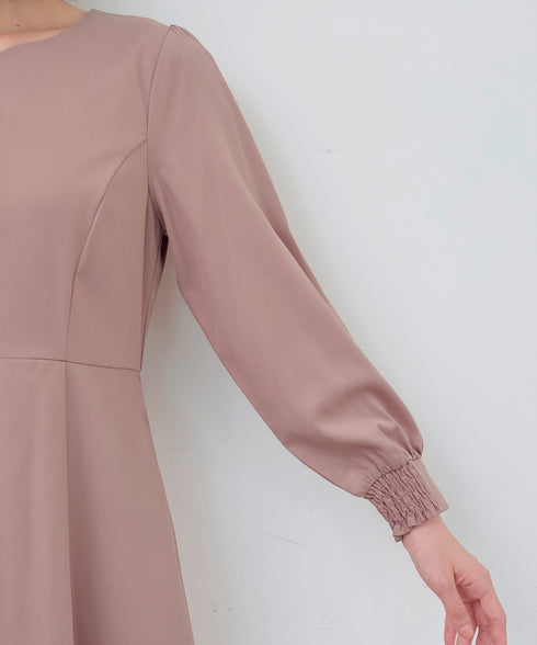 ハートネックくるみ釦ワンピース