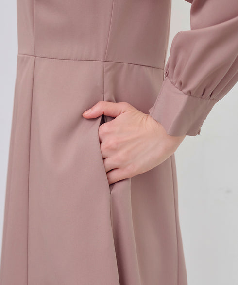 ハートネックくるみ釦ワンピース