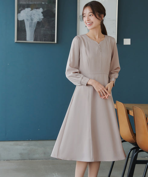 ハートネックくるみ釦ワンピース