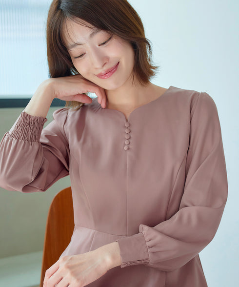 ハートネックくるみ釦ワンピース