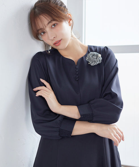 ハートネックくるみ釦ワンピース