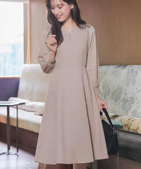 ハートネックくるみ釦ワンピース