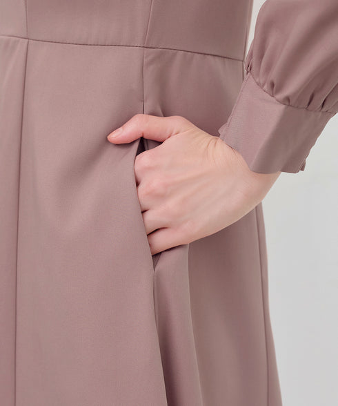 ハートネックくるみ釦ワンピース