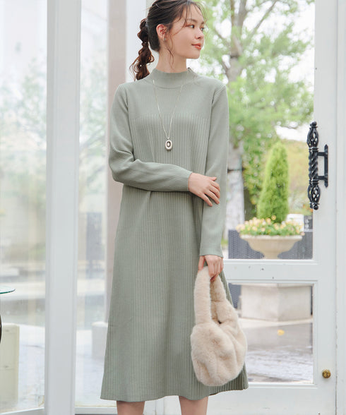 【安田美沙子さん着用】リブ切替ニットワンピース