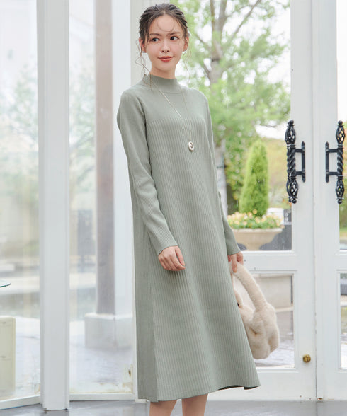 【安田美沙子さん着用】リブ切替ニットワンピース