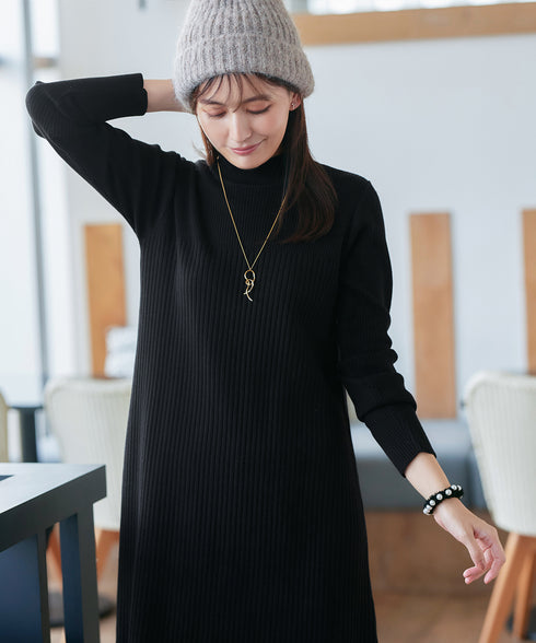 【安田美沙子さん着用】リブ切替ニットワンピース