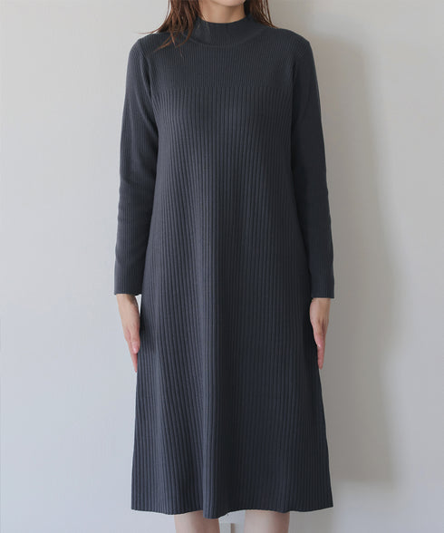【安田美沙子さん着用】リブ切替ニットワンピース