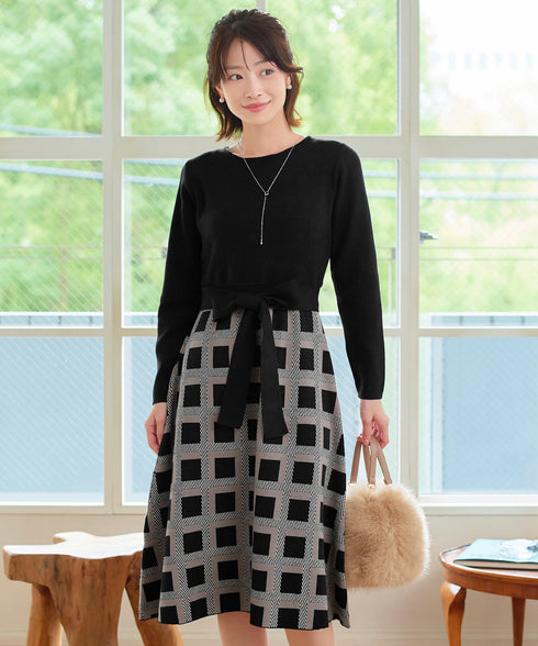 【クリアランスセール】リボンベルト付きチェック柄ニットワンピース