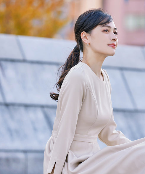 アシンメトリータックフレアワンピース