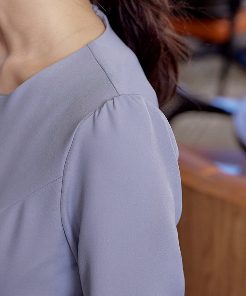 アシンメトリータックフレアワンピース