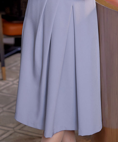 アシンメトリータックフレアワンピース