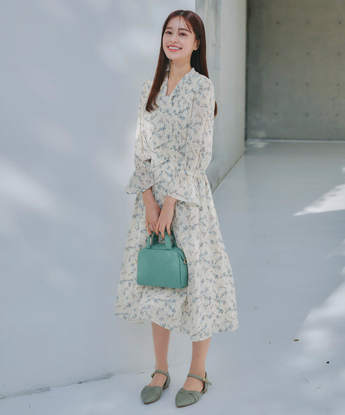 プリントボウタイ柄ワンピース