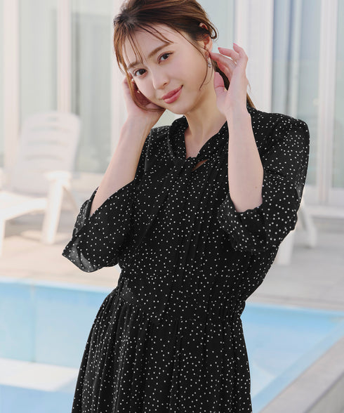 プリントボウタイ柄ワンピース