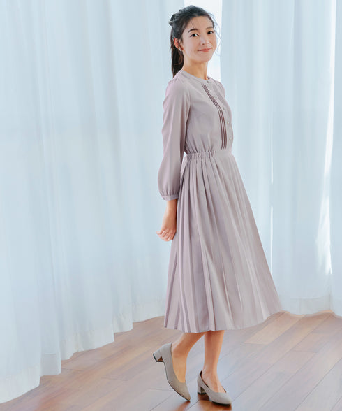 パールボタンプリーツワンピース