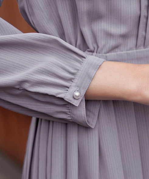 パールボタンプリーツワンピース