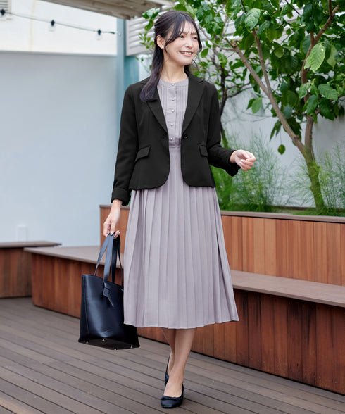 パールボタンプリーツワンピース