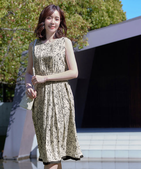 【アウトレット / 袖が選べる】配色モノクロ花柄ワンピース