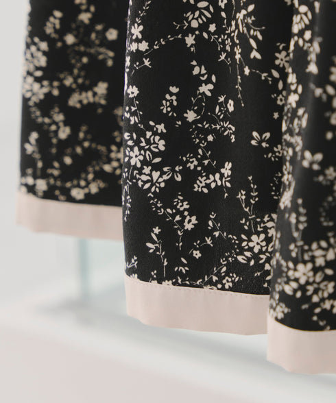 【アウトレット / 袖が選べる】配色モノクロ花柄ワンピース