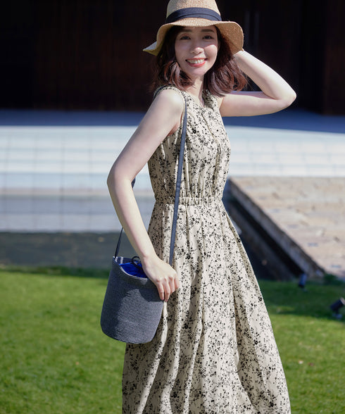 【アウトレット / 袖が選べる】配色モノクロ花柄ワンピース