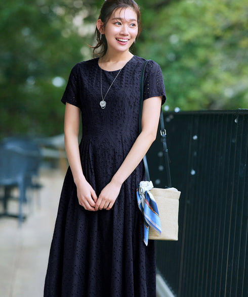 パンチングレーススカラップワンピース