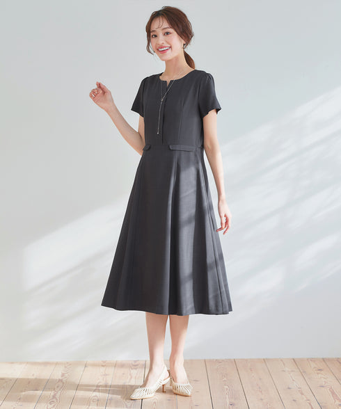 【小倉優子さん着用】フラップポケットミディアム丈フレアワンピース